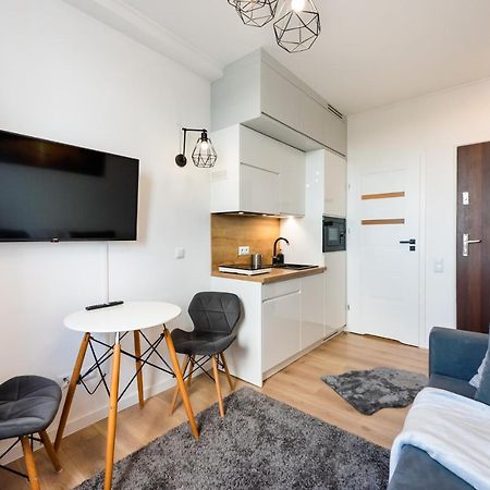 City Centre High Floor View Apartments ワルシャワ エクステリア 写真